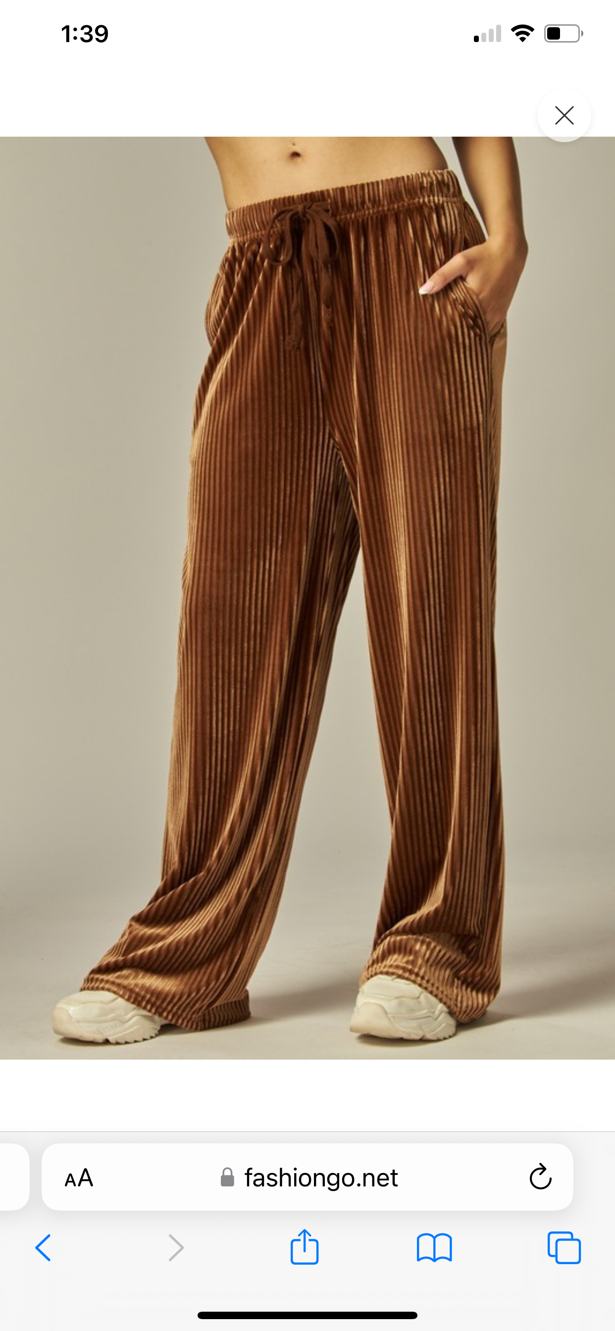 Cinnamon Oak Ribbed Wide Leg Pants